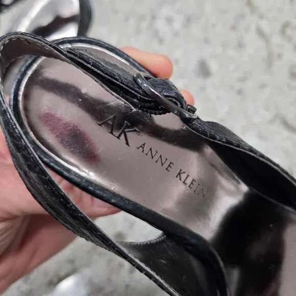 AK Anne Klein Black Slingback Heels Peep Toe Floral Platform Pumps - Picture 3 of 12